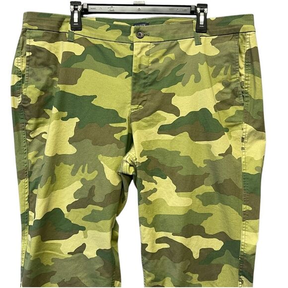 J. CREW Pants Women's Sz 18 Green Camouflage Straight Twill Mid Rise Girlfriend - Picture 3 of 8